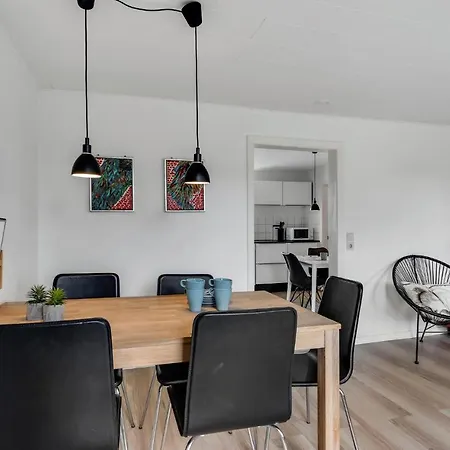 Apartamento Amazing In With Kitchen